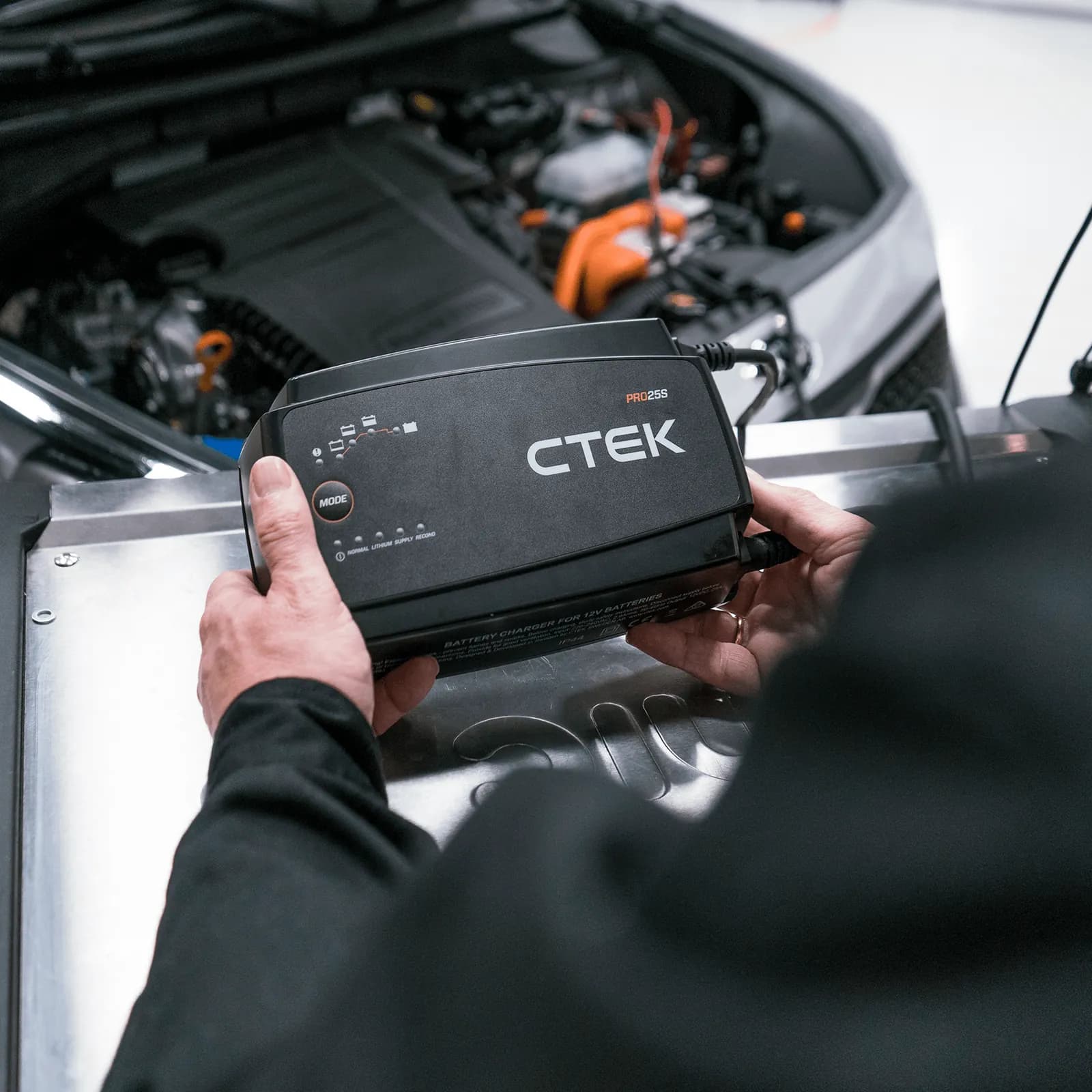CTEK PRO25S EU